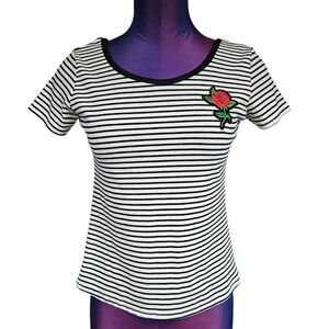 Twee White & Black Stripped‎ Ribbed Tee-Shirt Rose Patch Size Medium Juniors V38